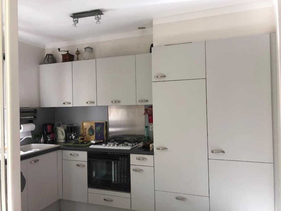 Bel 4pers Rdc/parking/terrasse/ Jardin Apartment *